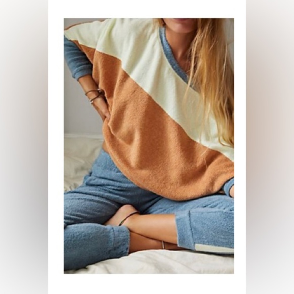 Free People pullover
